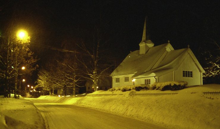 Mangfoldig julekonsert i Gjøfjell kirke